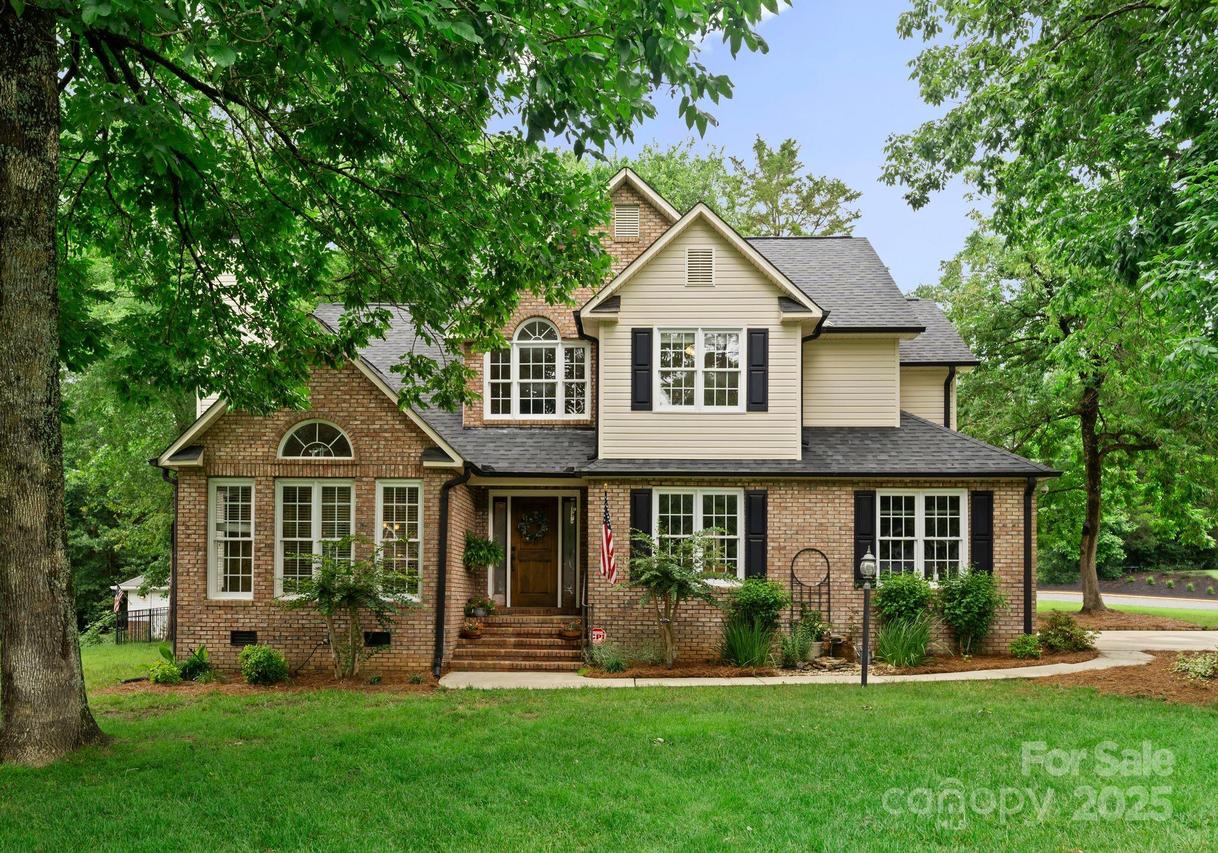 901 Brighton Dr., Kannapolis, NC 28081