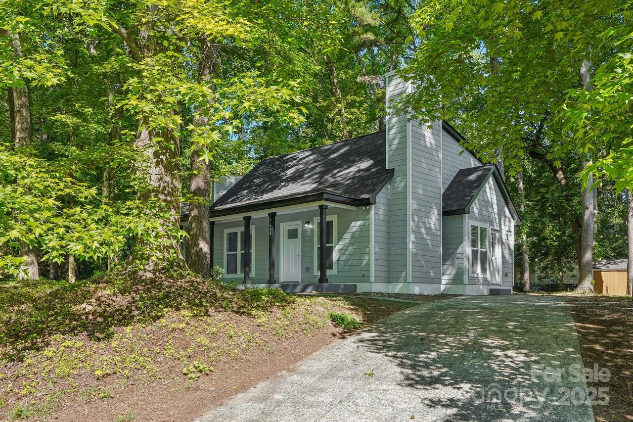 5414 Leaford Ct., Charlotte, NC 28227