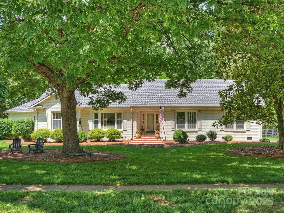 7022 Lancer Dr., Charlotte, NC 28226