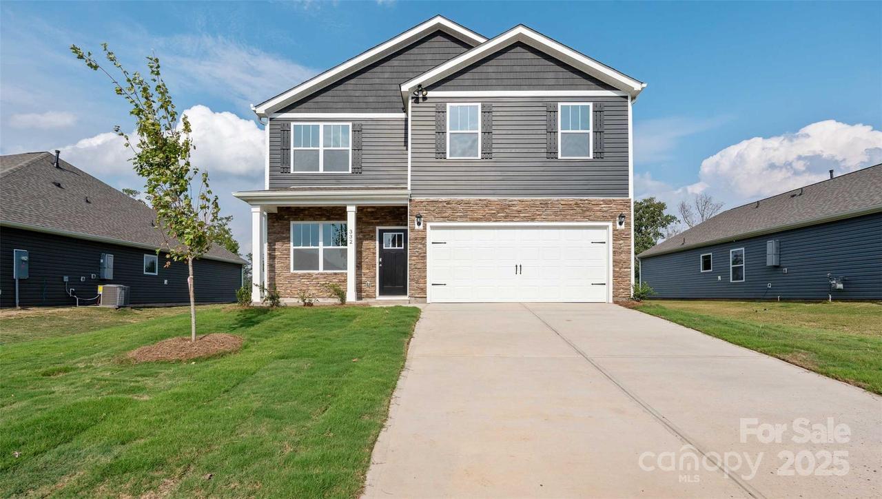 827 Adelston Ln., Asheville, NC 28804