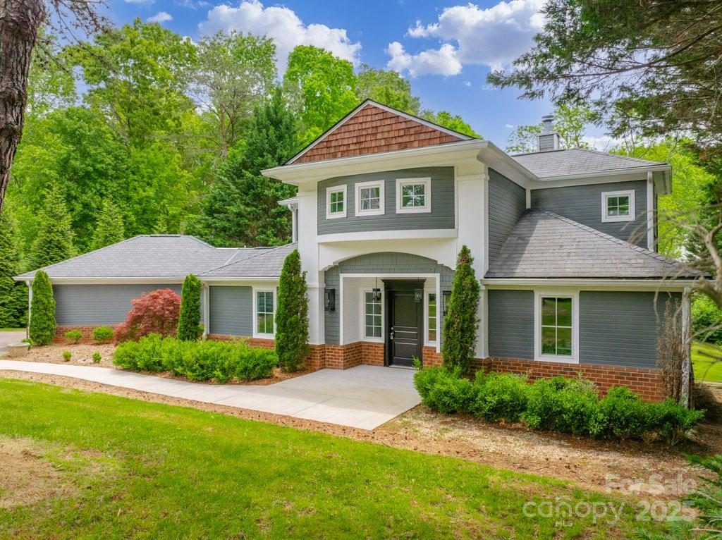 74 Eastmoor Dr., Asheville, NC 28805