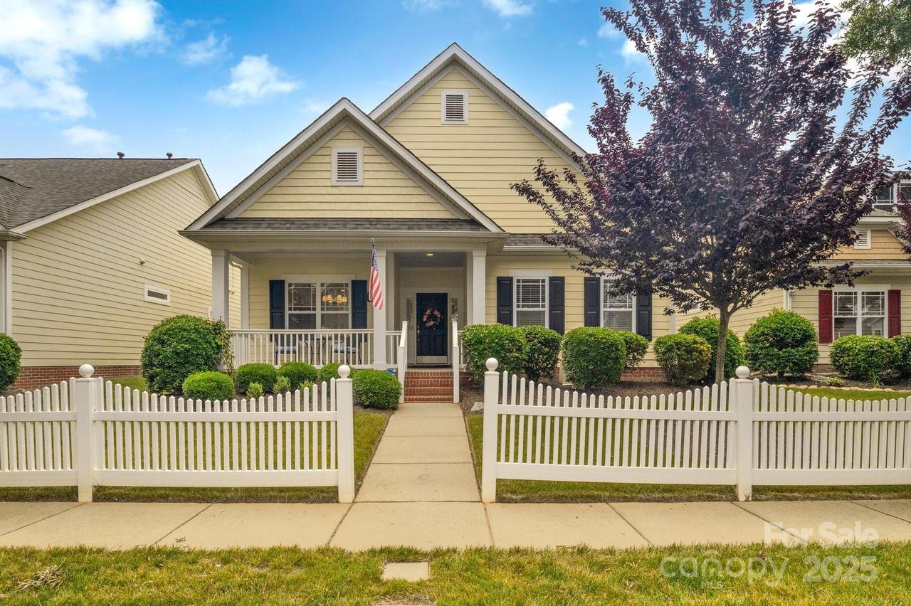 1006 Phar Lap Dr., Indian Trail, NC 28079