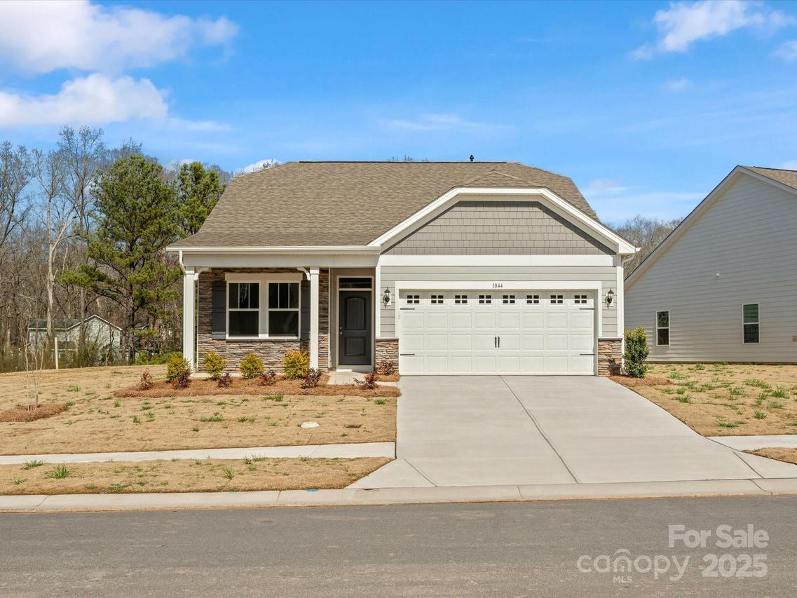 1074 Bull Dog Ln., Wingate, NC 28174