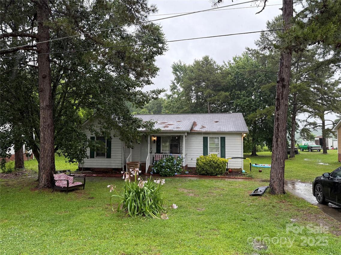 508 Hillcrest St., Marshville, NC 28103