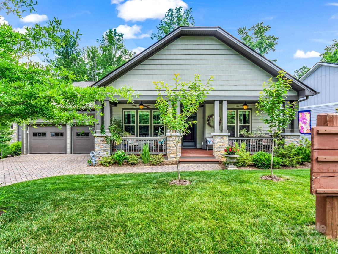 26 Balsam High Rd., Biltmore Lake, NC 28715