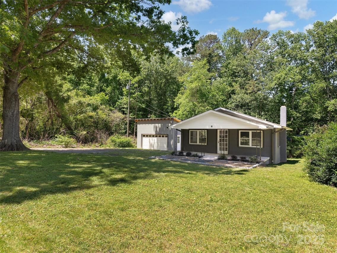 15 Burtiller Ln., Fletcher, NC 28732