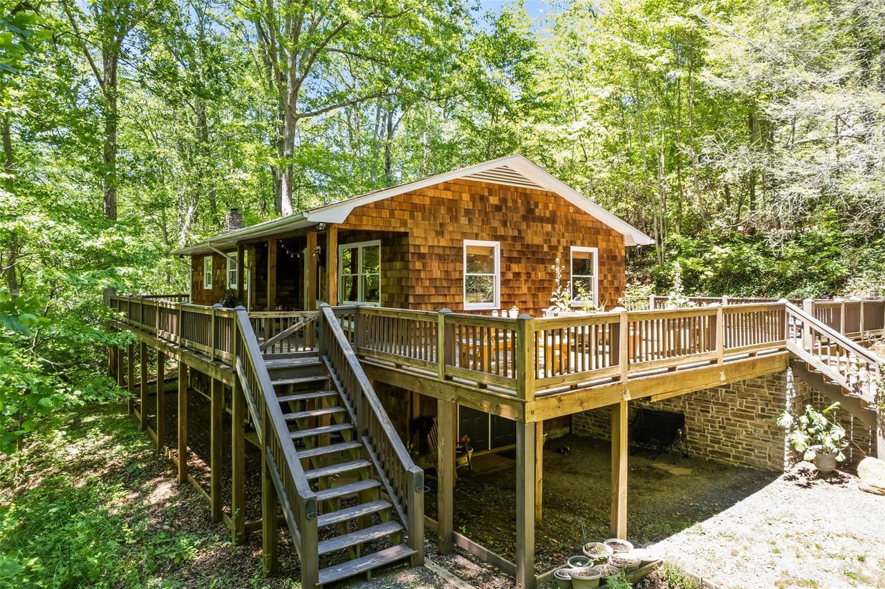 823 Turtle Creek Rd., Sylva, NC 28779
