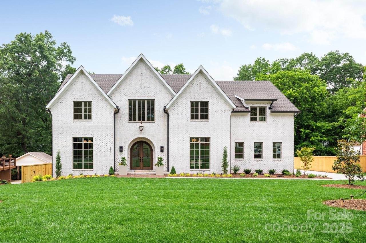 5127 Lansing Dr., Charlotte, NC 28270