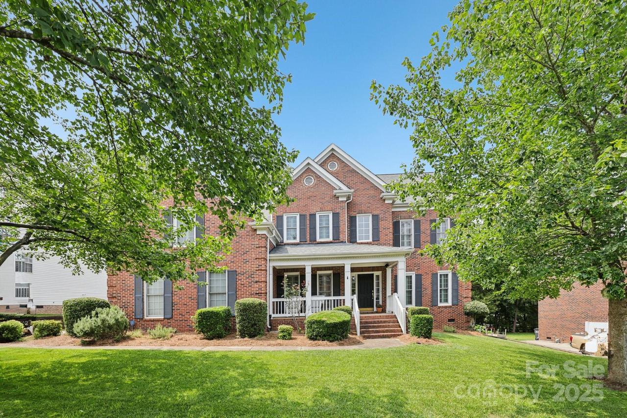 11103 Fountaingrove Dr., Charlotte, NC 28262