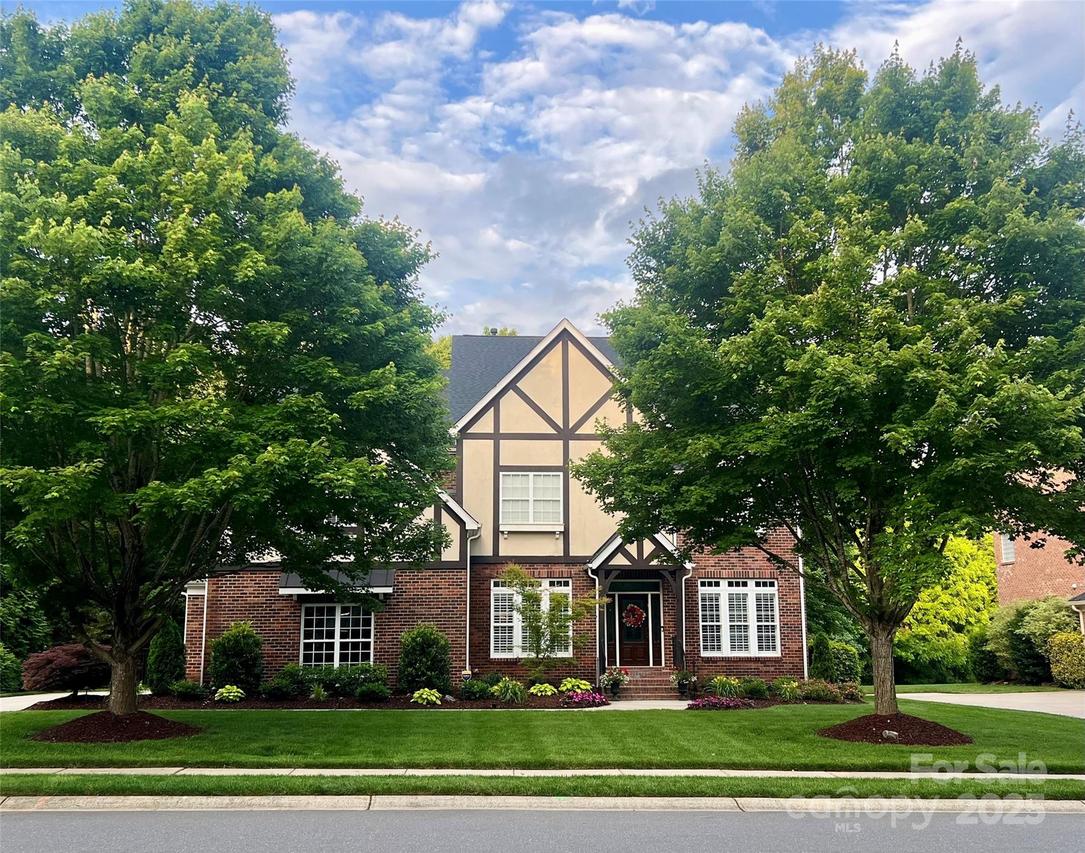 7620 Caspian Dr., Waxhaw, NC 28173