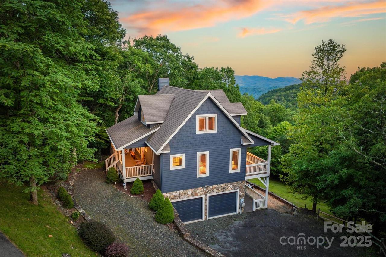 211 Maple Tree Ln., West Jefferson, NC 28694