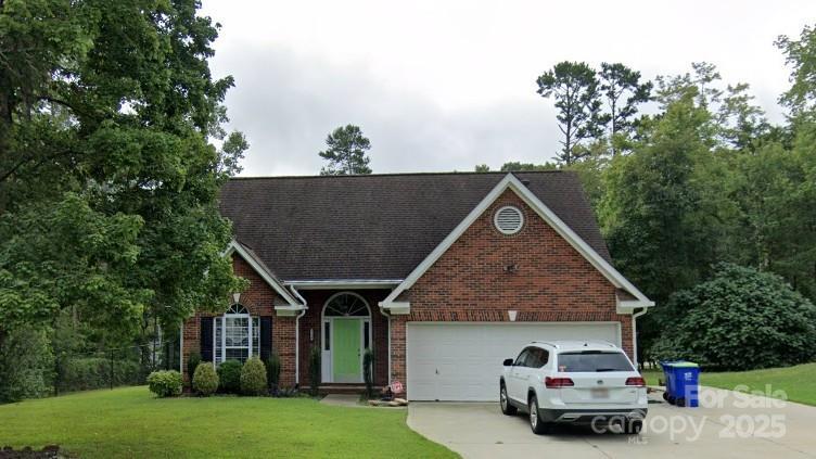 7134 Hunters Bluff Dr., Denver, NC 28037