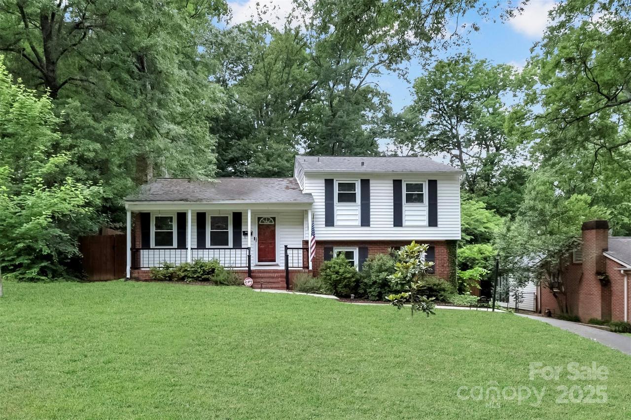 3624 Moultrie St., Charlotte, NC 28209