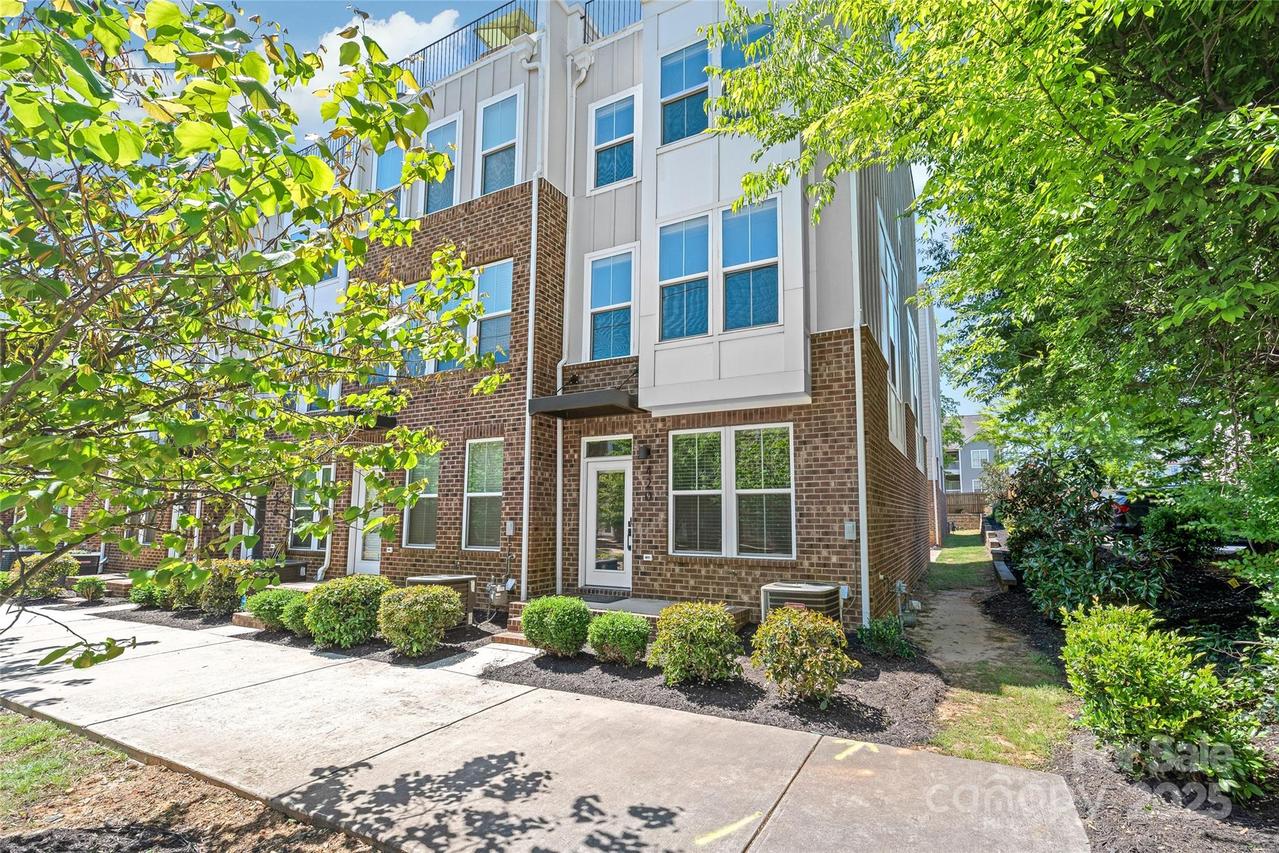 420 E 16th St., Charlotte, NC 28206