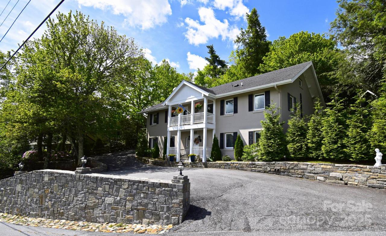 195 Fairway Ln., Blowing Rock, NC 28605