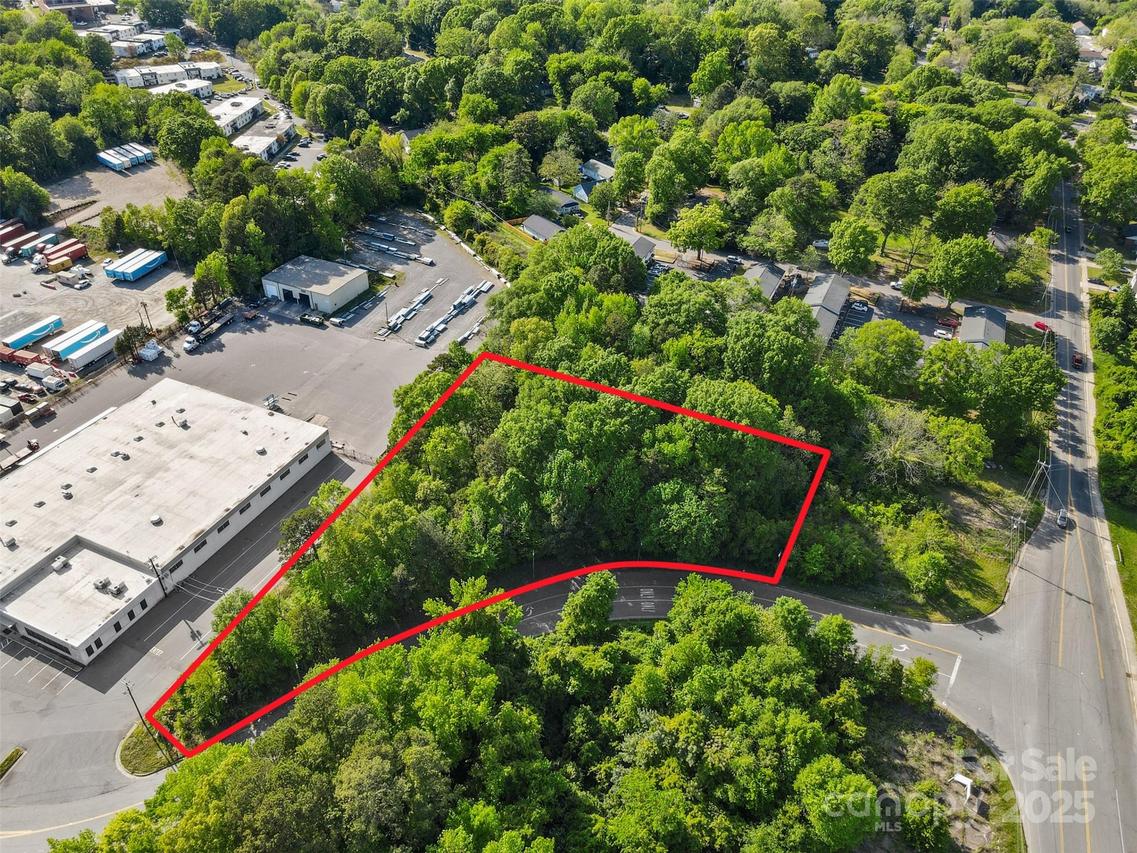 Thomasboro Dr., Charlotte, NC 28208