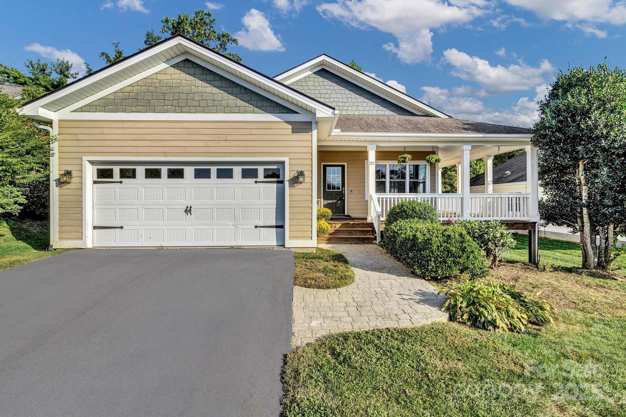 32 White Fox Dr., Fletcher, NC 28732