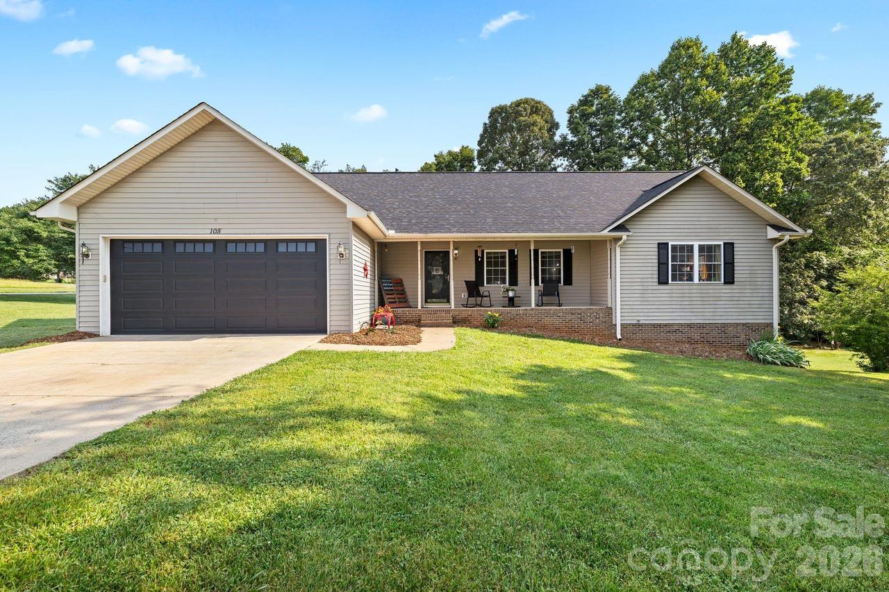 105 Saddlewood Ln., Statesville, NC 28625