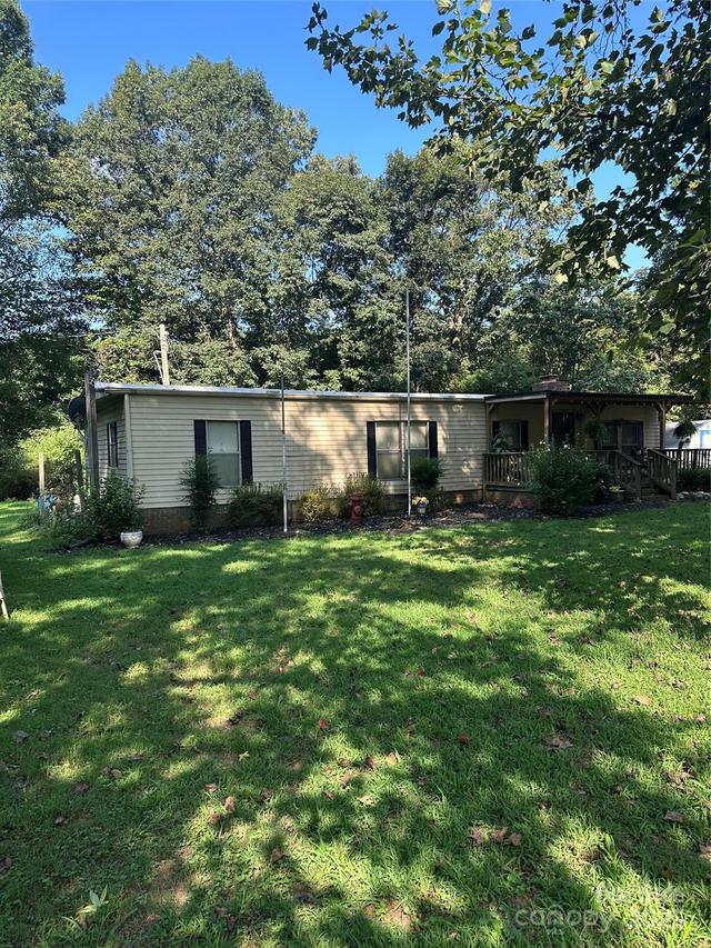 343 Carr Rd., Dallas, NC 28034