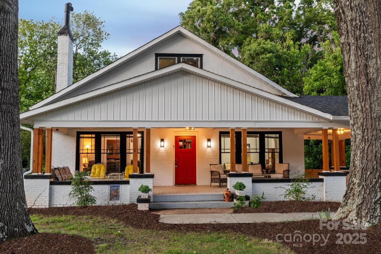 606 1st St., Conover, NC 28613