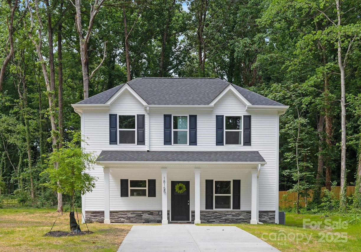 1815 Wildwood Dr., Charlotte, NC 28214