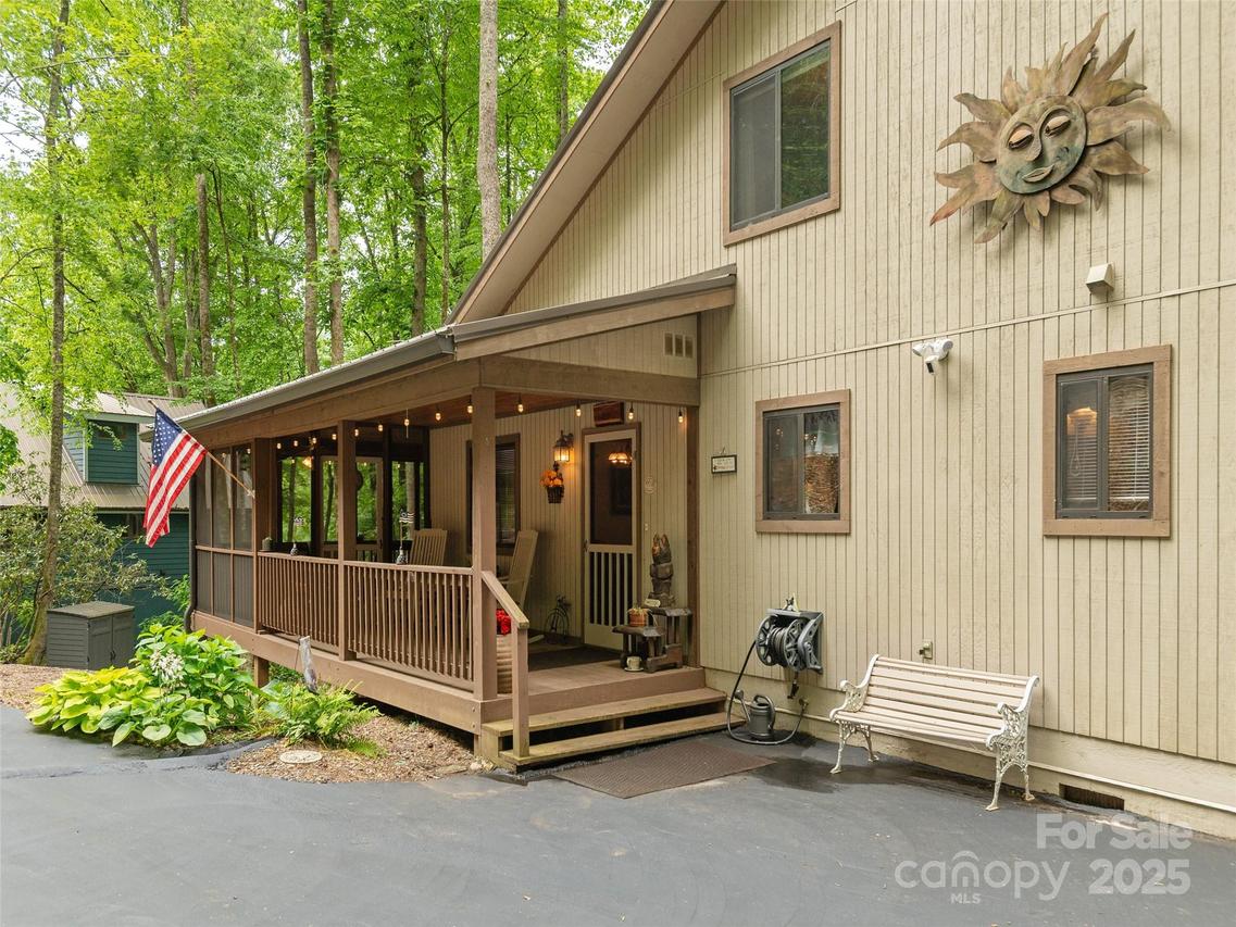141 Creekside Dr., Maggie Valley, NC 28751