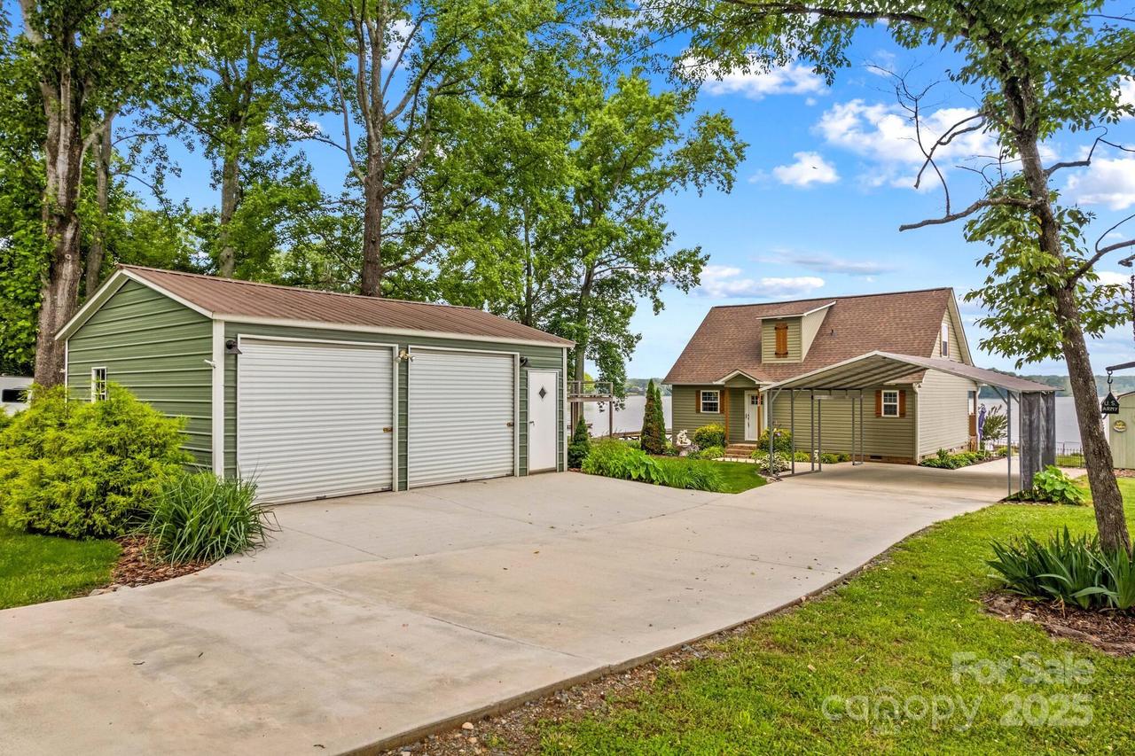 270 Yachtsman Dr., Salisbury, NC 28146