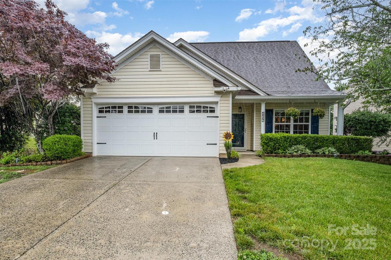 5927 Leawood Run Ct., Charlotte, NC 28269
