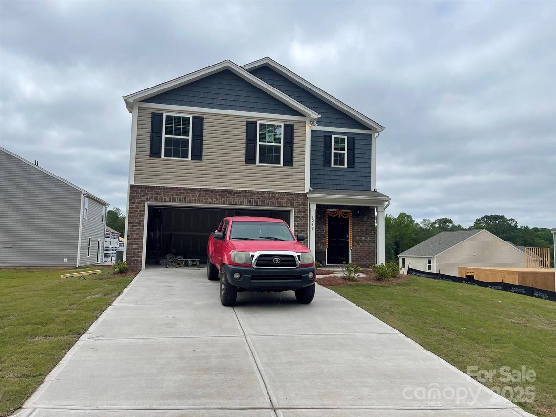 1048 20th Ave Loop, Hickory, NC 28602