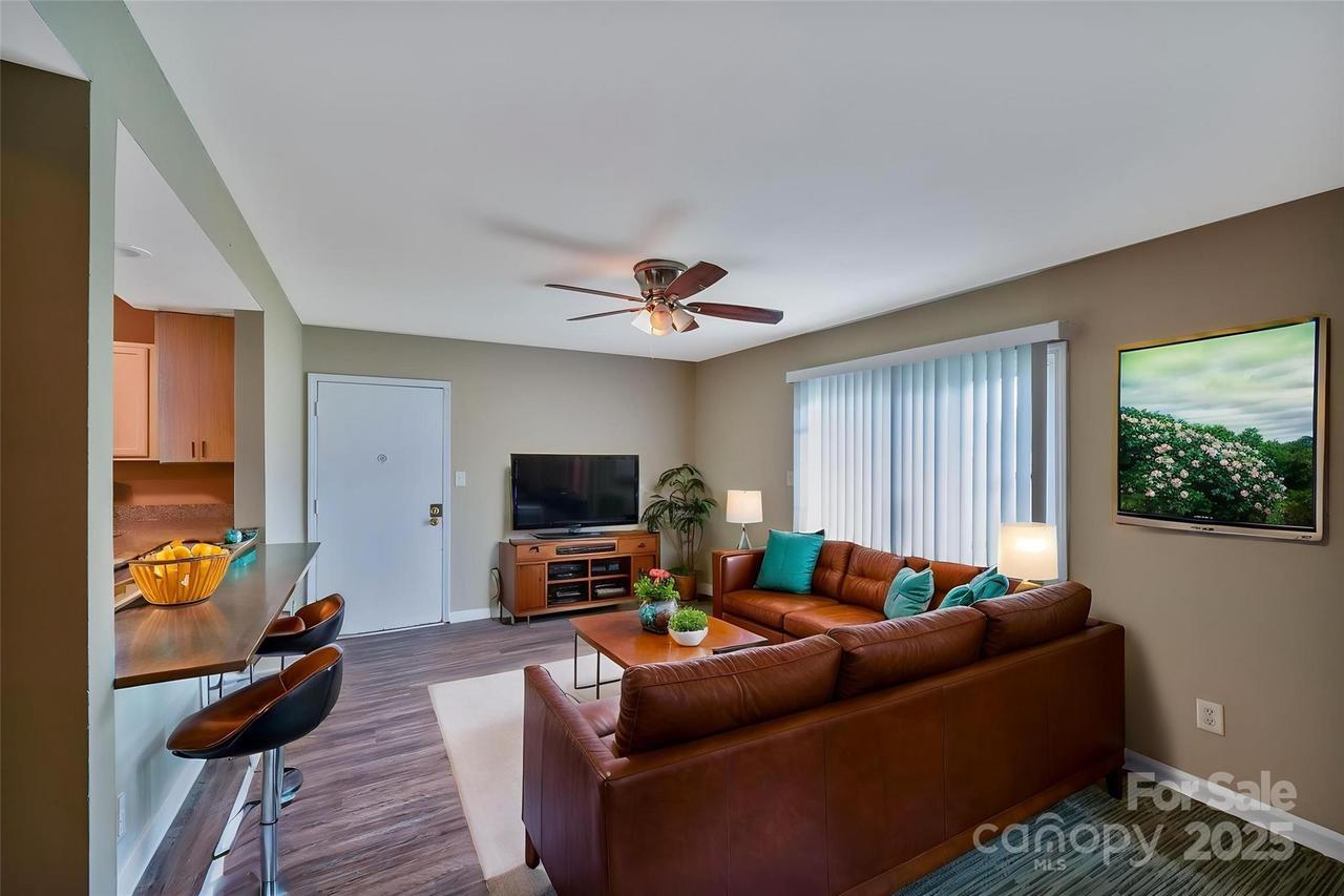 809 High Meadow Ln. #F, Charlotte, NC 28217