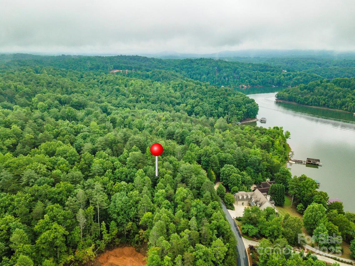 209 Harborside Dr., Nebo, NC 28761
