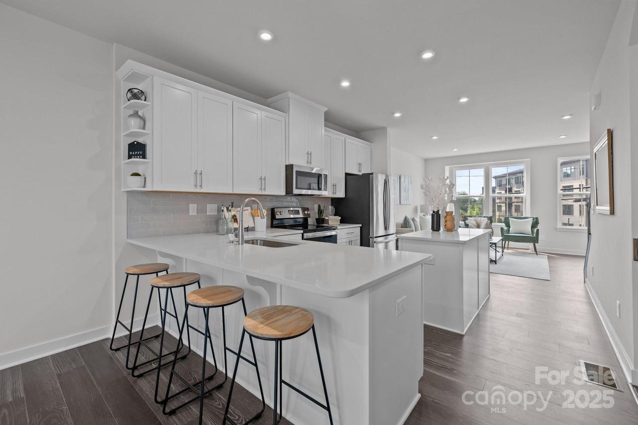 3737 S Tryon St., Charlotte, NC 28217