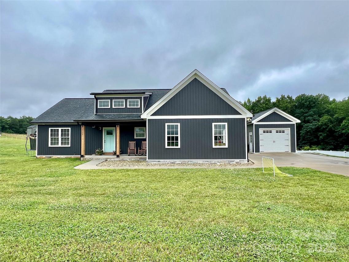 7133 Church Rd., Taylorsville, NC 28681