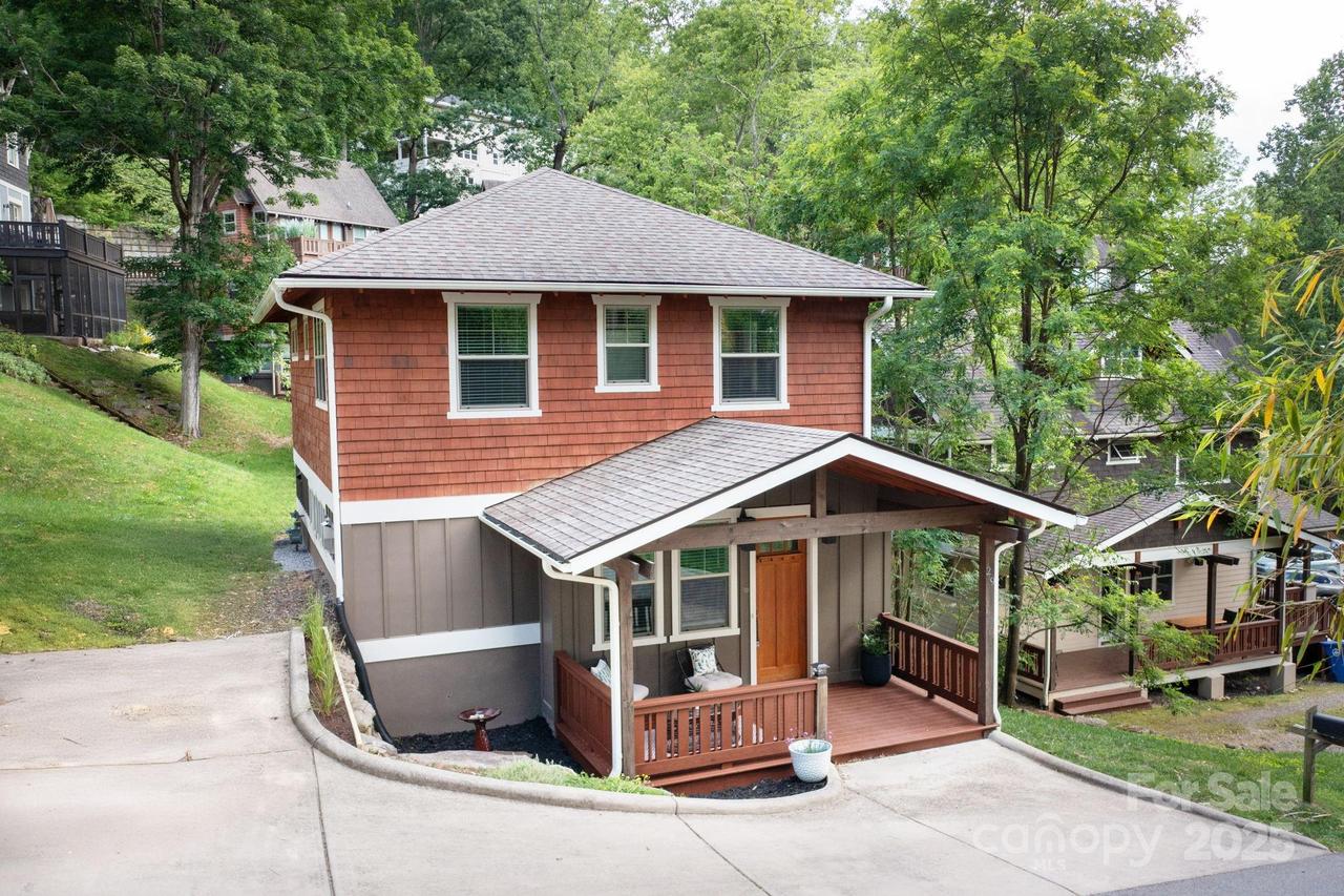29 Shady Park Ln., Asheville, NC 28804