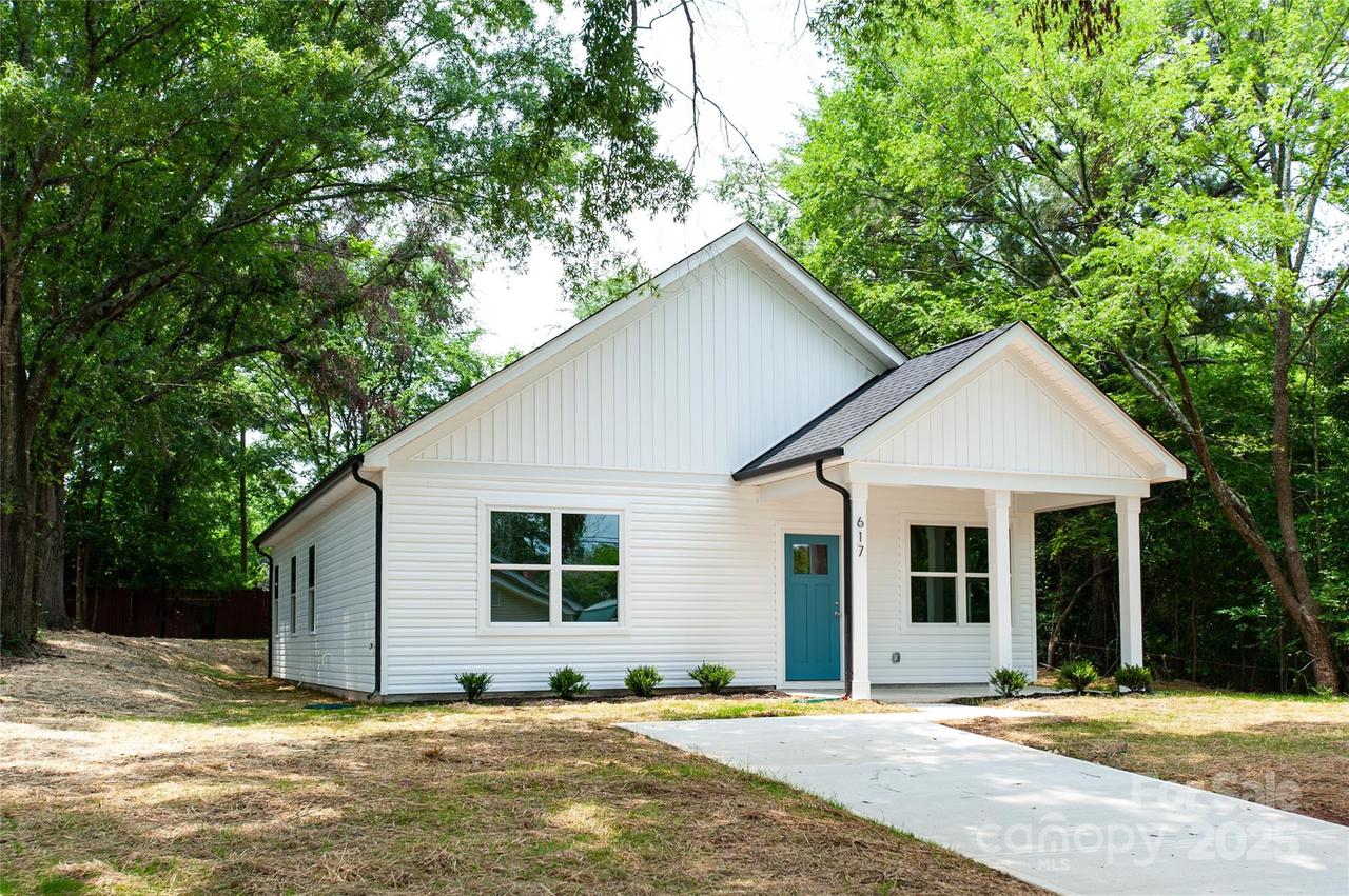 617 English St., Monroe, NC 28110