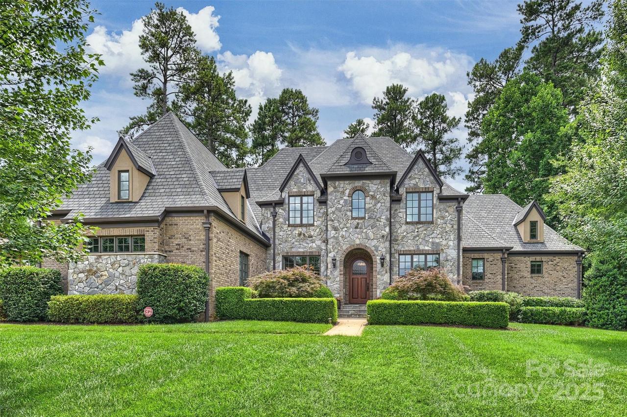 3032 Kings Manor Dr., Matthews, NC 28104