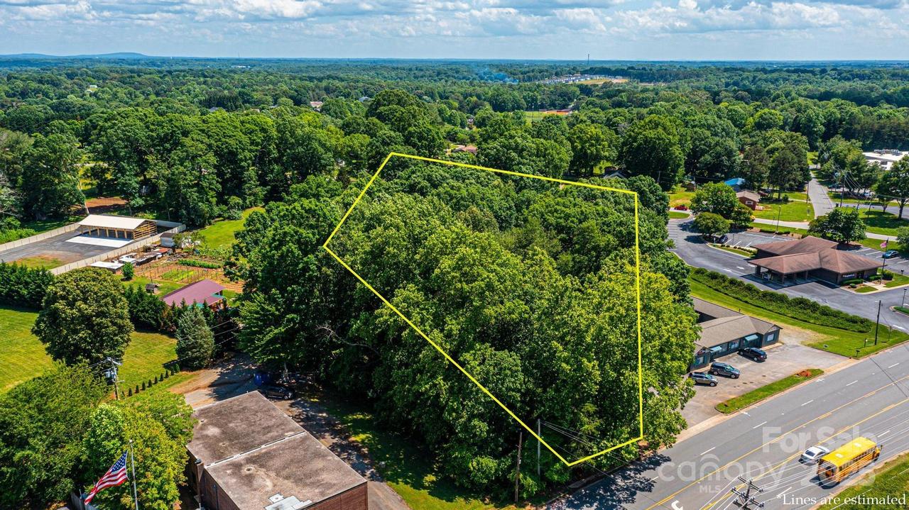 00 Springs Rd., Hickory, NC 28601