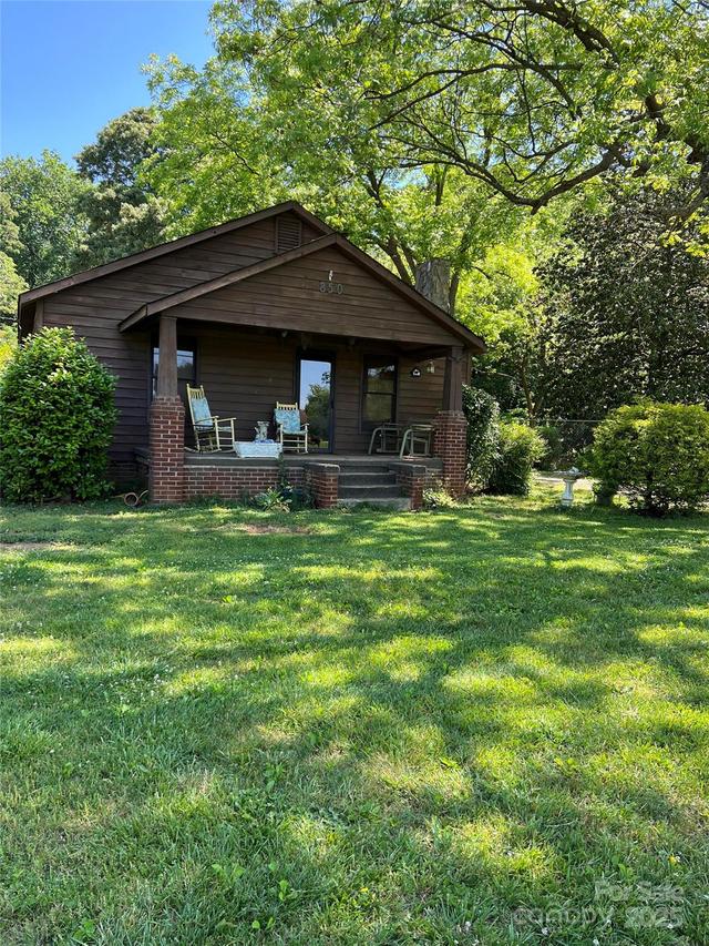 850 and 830 E Nc 152 Hwy., China Grove, NC 28023