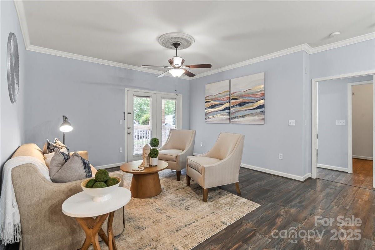 11911 Ridgeway Park Dr., Charlotte, NC 28277