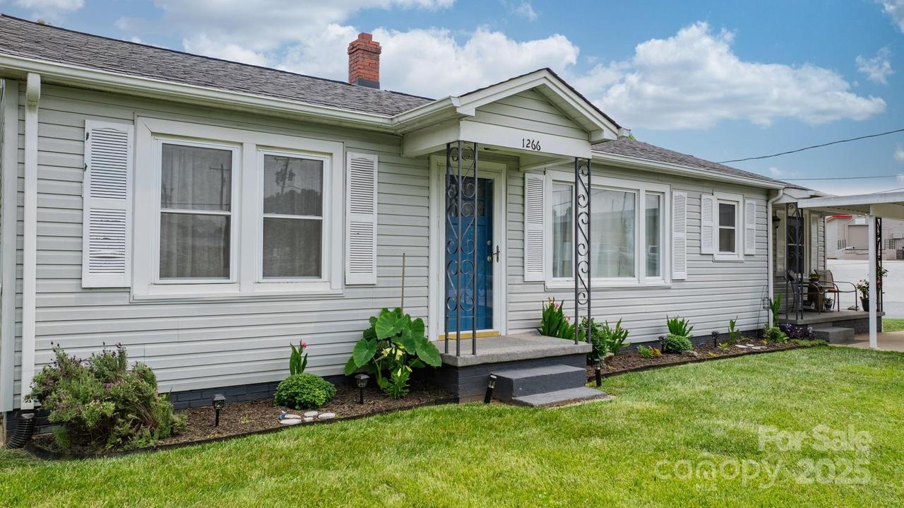 1266 18th St., Hickory, NC 28601