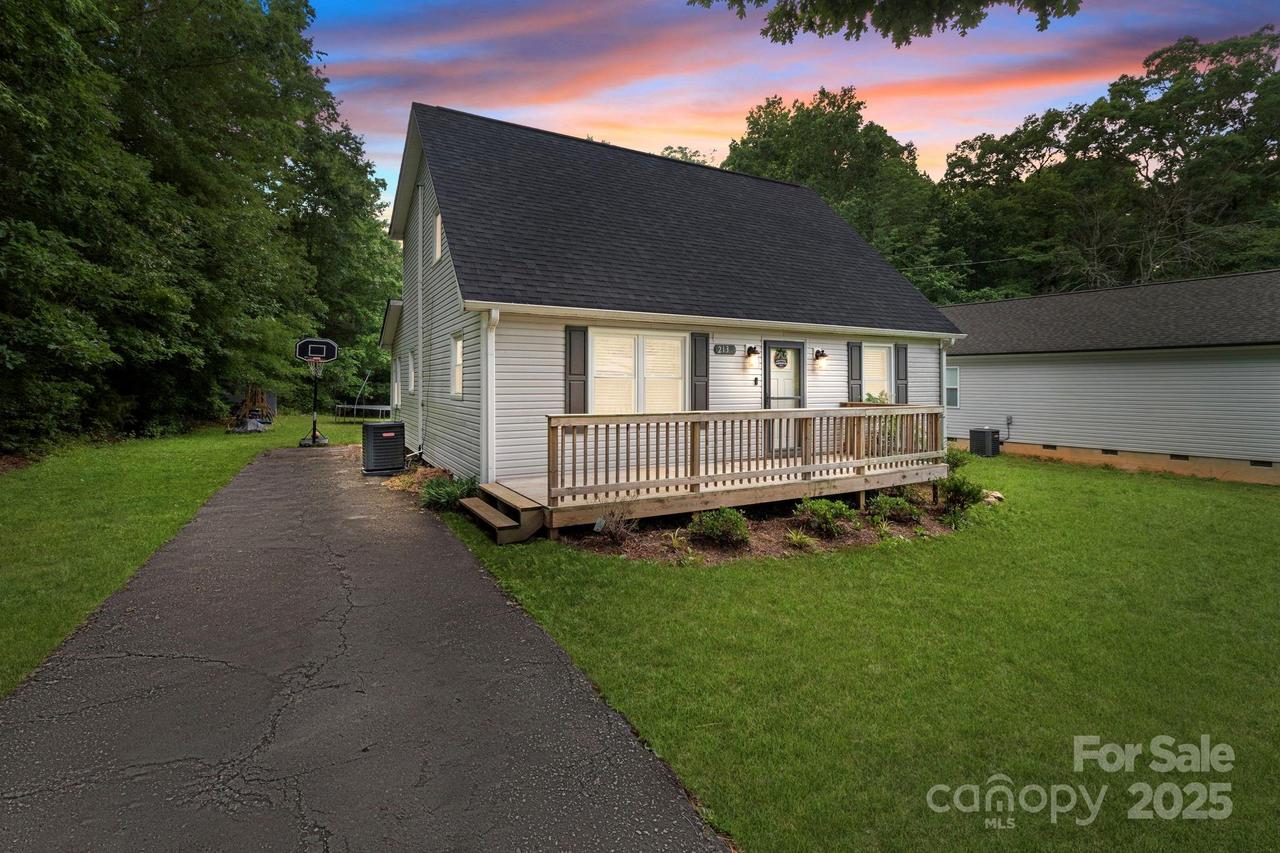 2146 Marwood Ln., Albemarle, NC 28001
