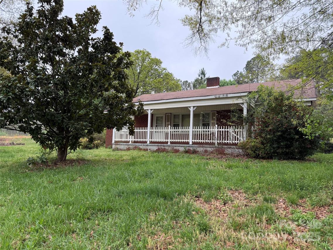 2096 S Point Rd., Belmont, NC 28012