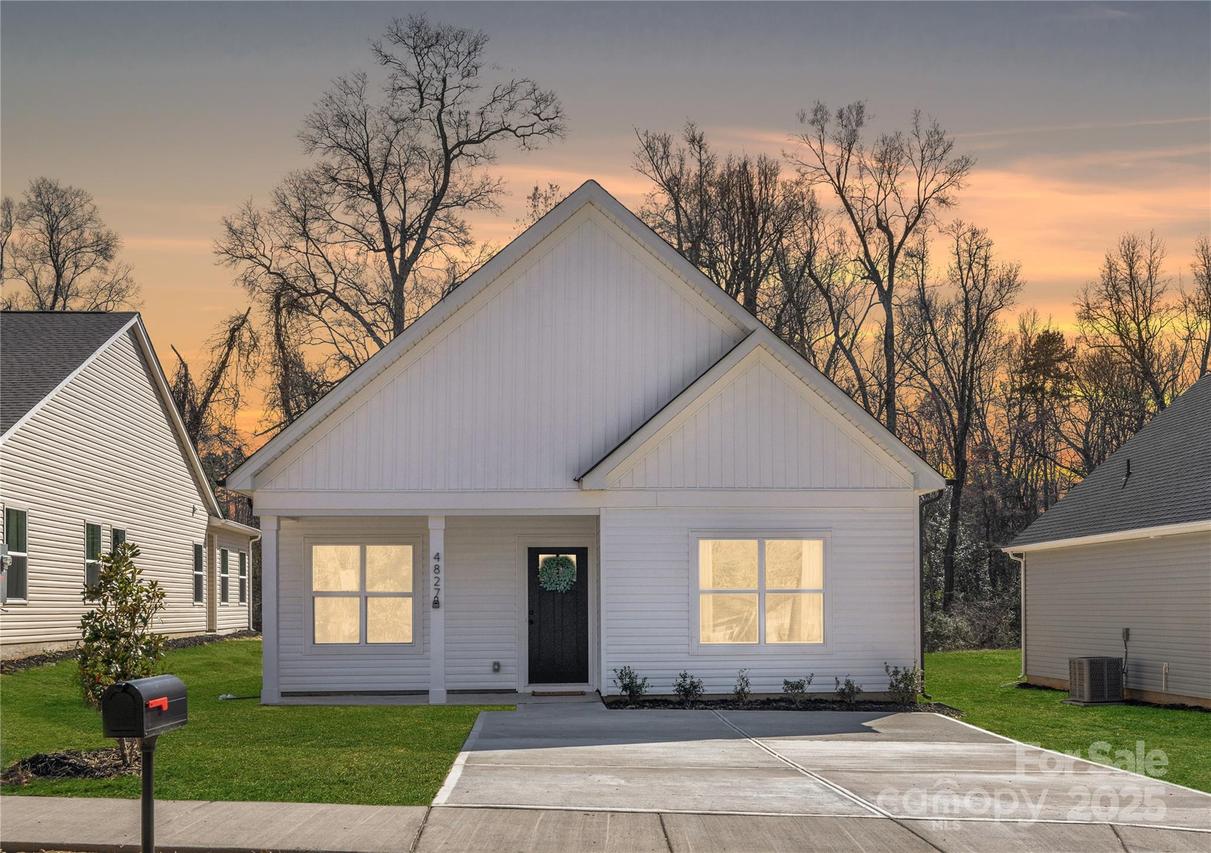 4911 Victoria Ave., Charlotte, NC 28269