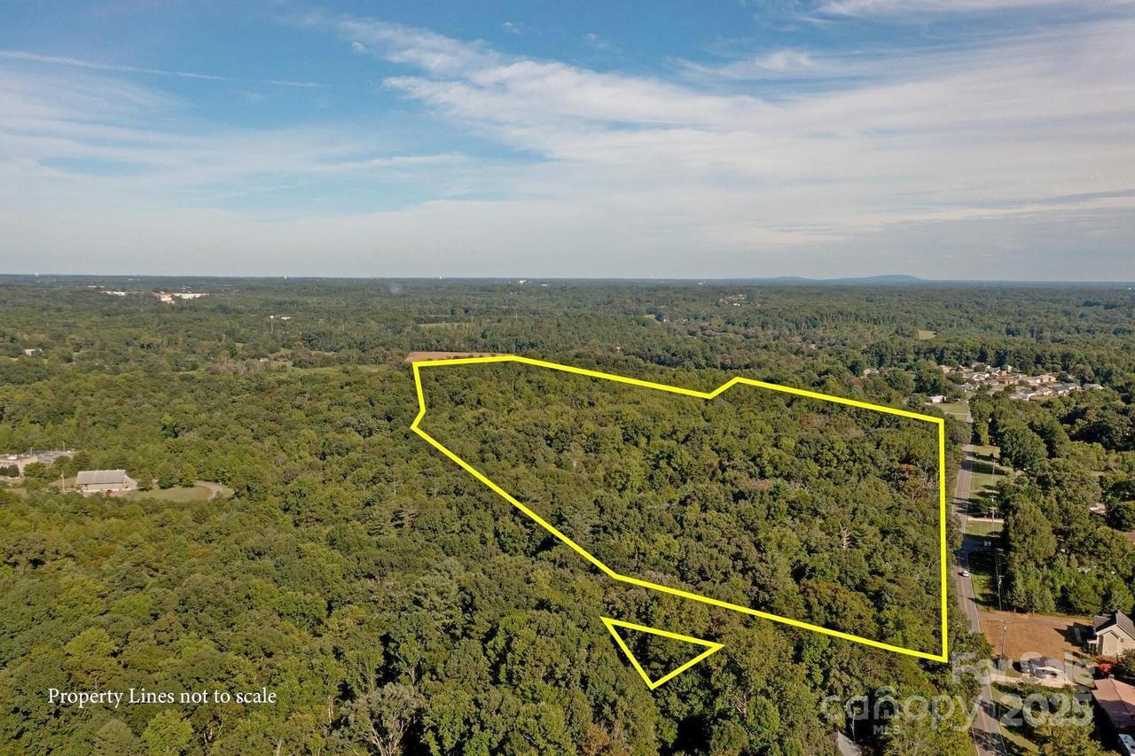 3940 River Rd., Hickory, NC 28602
