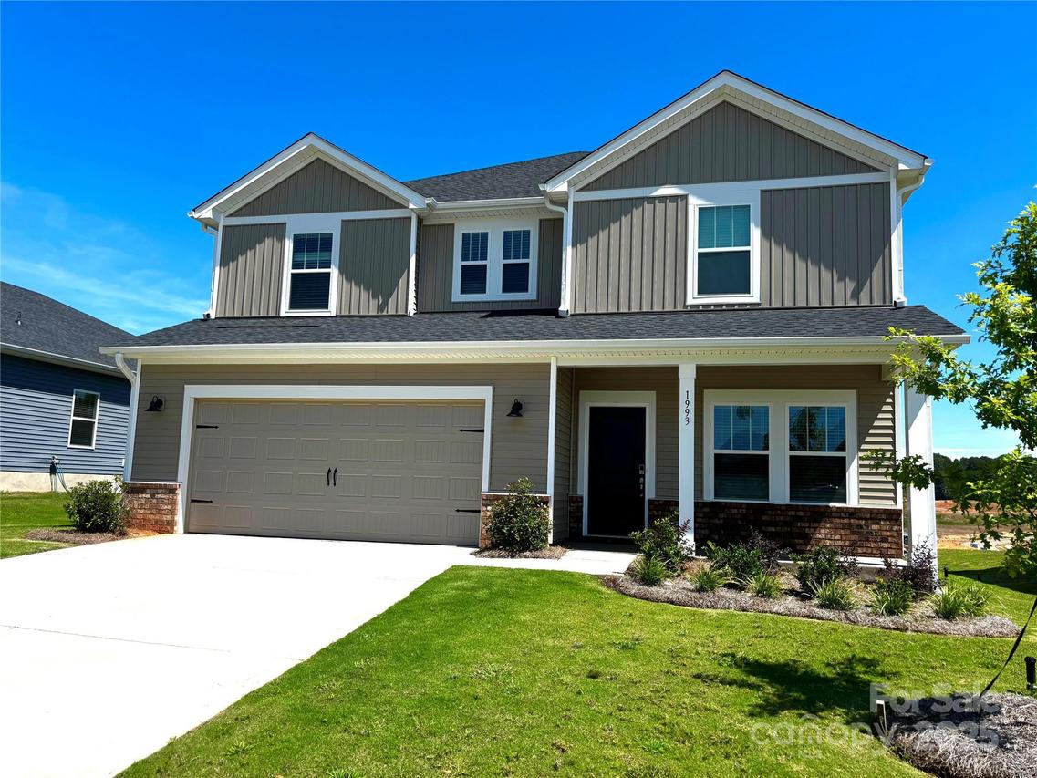 1993 Paddlewheel Dr., Stanley, NC 28164