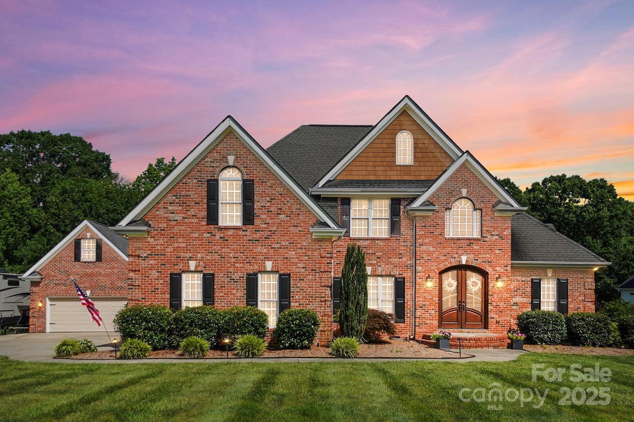 4359 Whitetail Ln., Midland, NC 28107