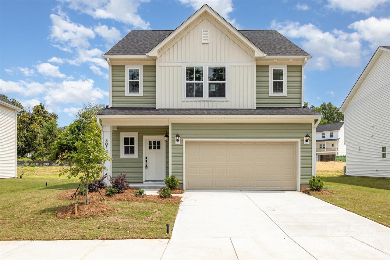 2043 Sadler Woods Ln., Charlotte, NC 28214