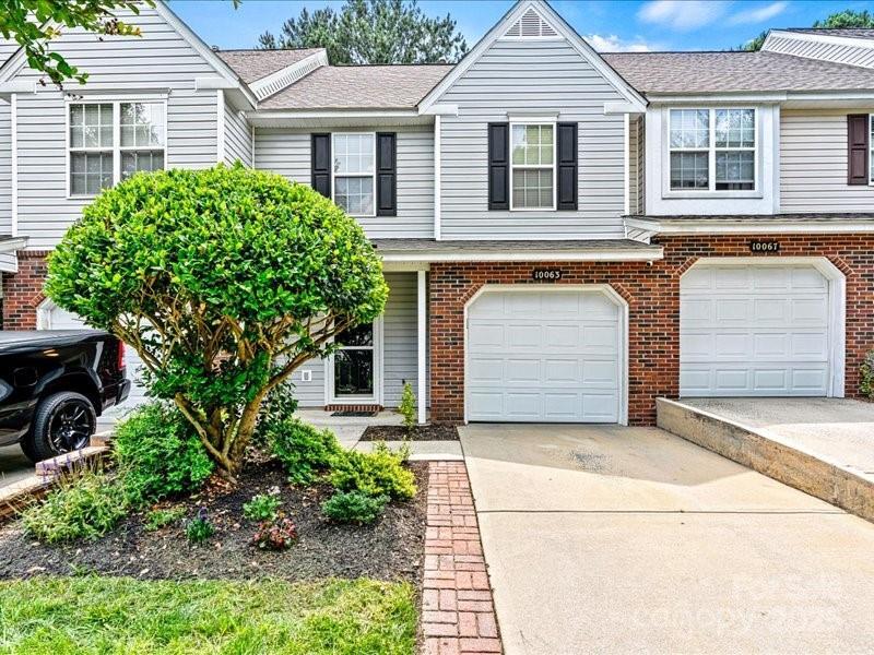 10063 Reindeer Way Ln., Charlotte, NC 28216