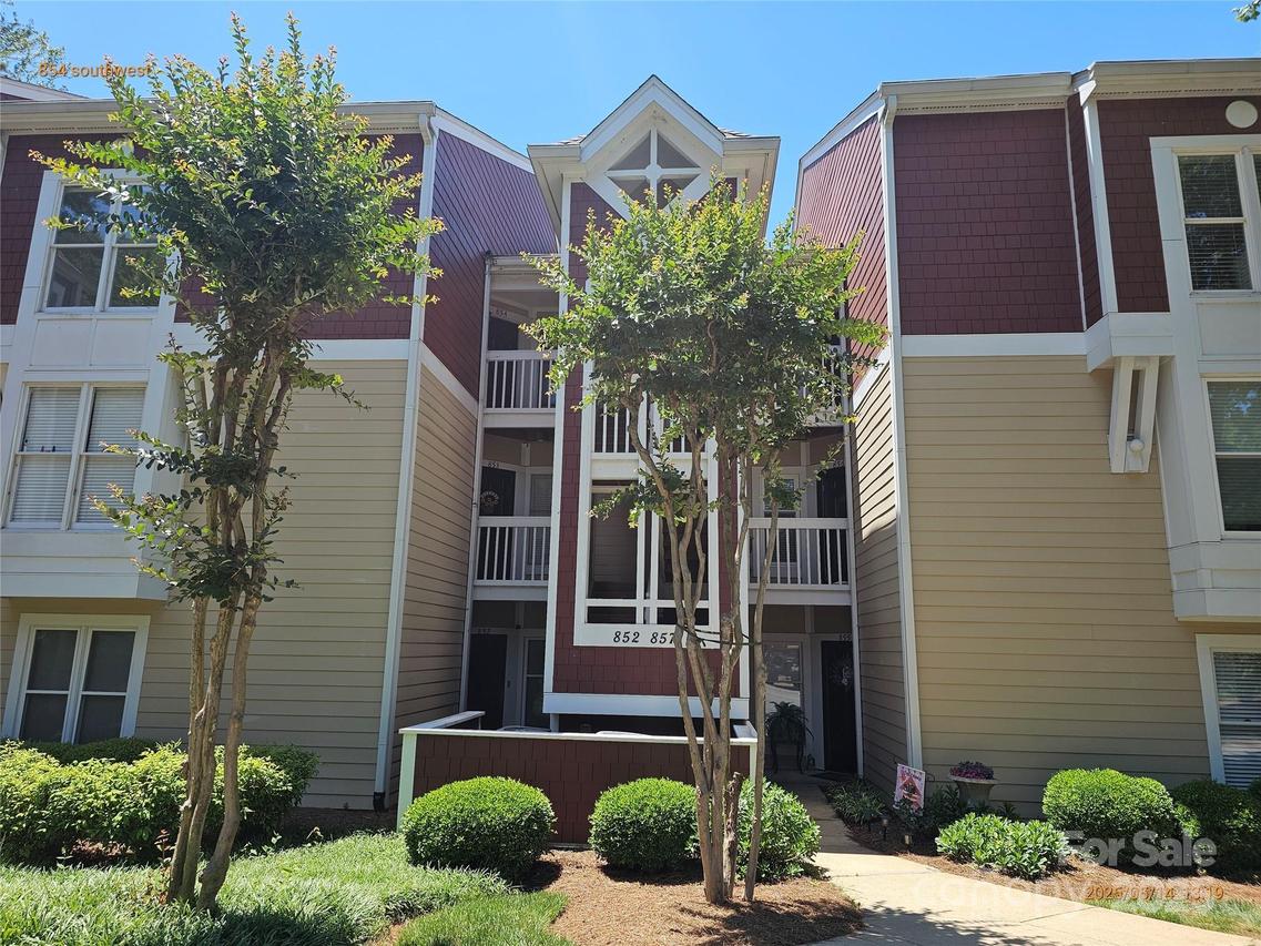 854 Southwest Dr., Davidson, NC 28036