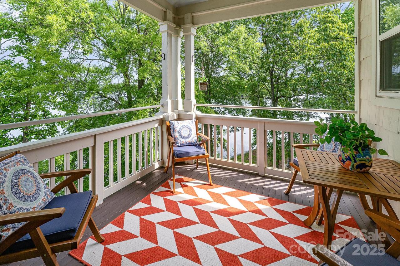915 Northeast Dr. #15, Davidson, NC 28036
